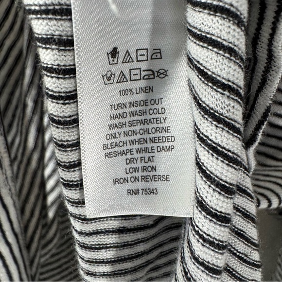 2/$35 Adrienne Vittadini linen Tunic 3/4 long sleeve black white striped sweater - Picture 10 of 11
